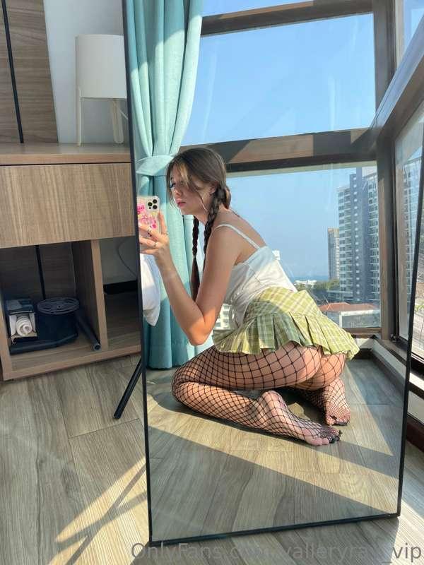 Like a college girl🧚🏼‍♀️