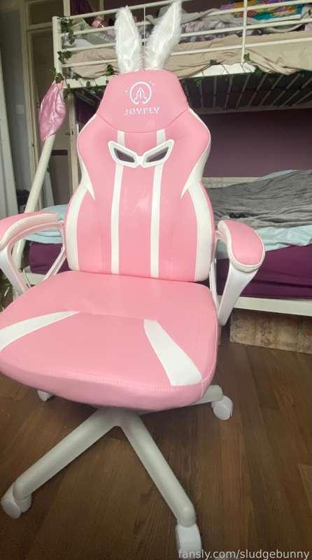 my bf got me this pretty bunny gaming chair!!! i’ve been so spoilt for christmas already 😫i’m so excited to film naughty gaming content for you;))