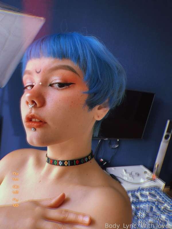 body_lyric image #1