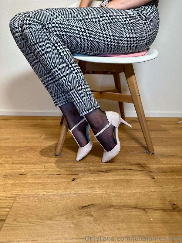 Those feet in Nylons are ready to dance their way into your ..