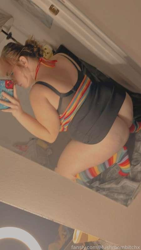 mushroombitchx image #4