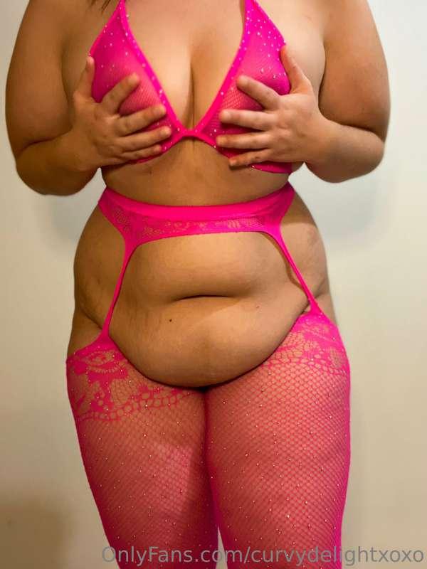 Fuck me in my pretty pink lingerie