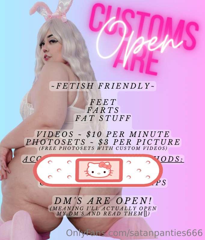 *edited picture*

✨I’m now accepting Custom Content Requests..