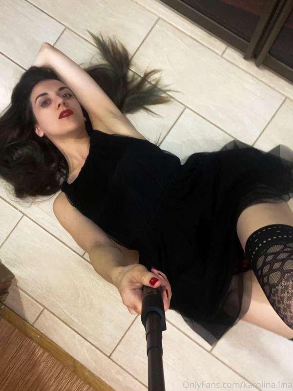 How about making love right on the floor?😈