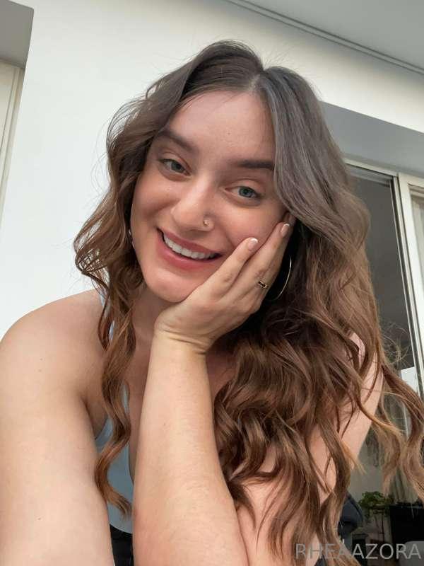 Oh, happy day.🥰

Hello, 💗 It's your favorite girl giving you..