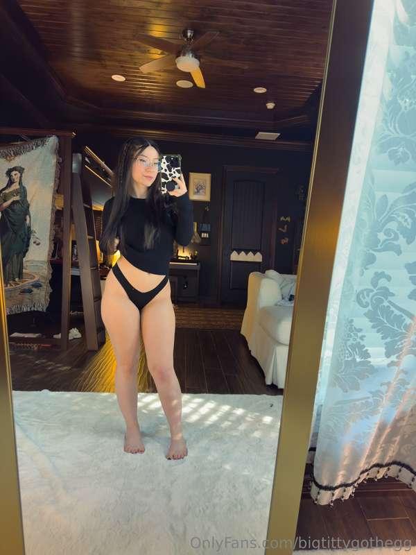 bigtittygothegg image #2