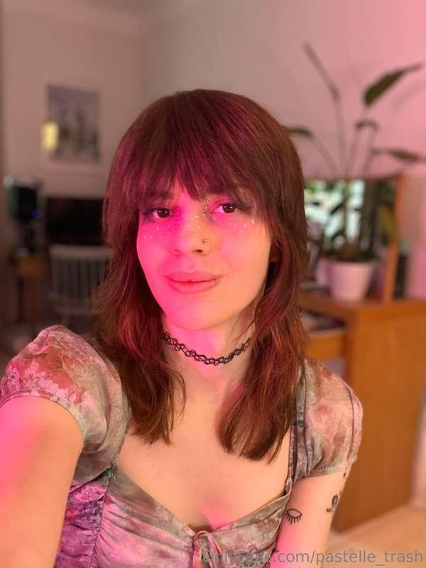 Do you know how to make me happy? Take me on a date 🤭