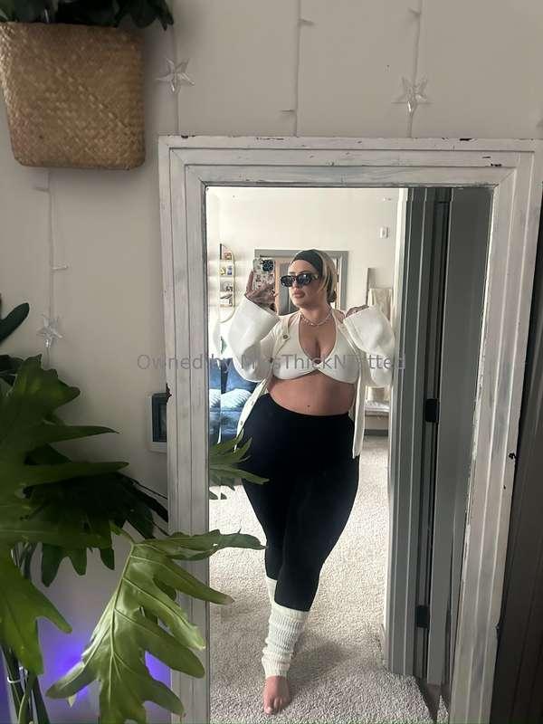 Everybody loves a good mirror pic