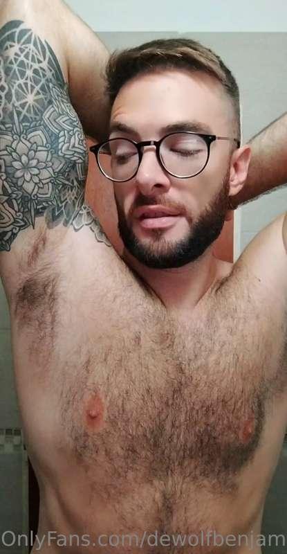 Before the shower 🐻🤎