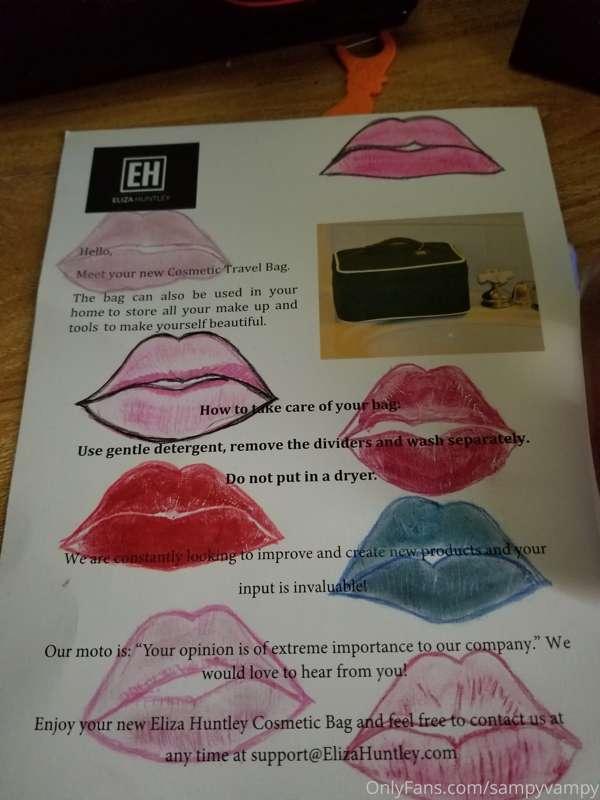 A kiss for you 👄💋