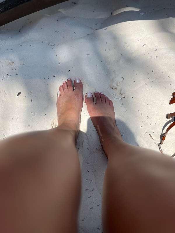 etherealdemie_feet image #2