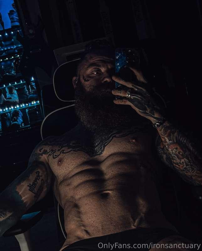 Earned this body. Wanna see what else I can do with it?