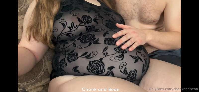 Just a few screenshots from today’s sexy Valentine’s Day vid..