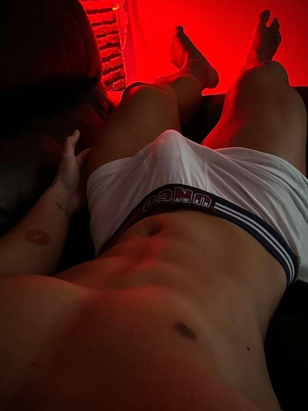 Are you there? I want to cum, can you help me? 💦