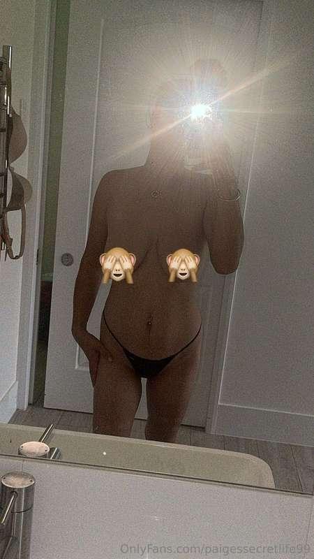 Feeling a bit cheeky 🙈  Who else feels more comfortable with..