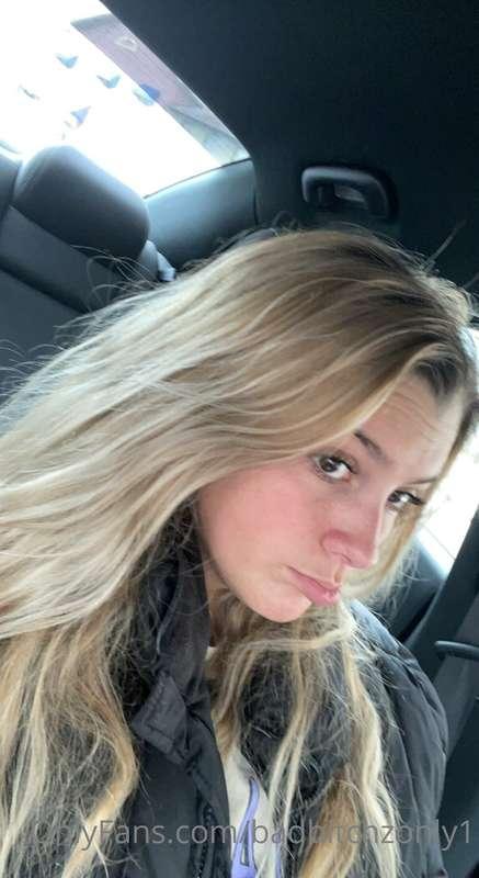 going to get my hair doneee:) who wants to help out🤪