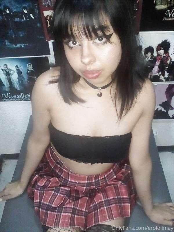 Hola senpai uwu qué tal tú día?