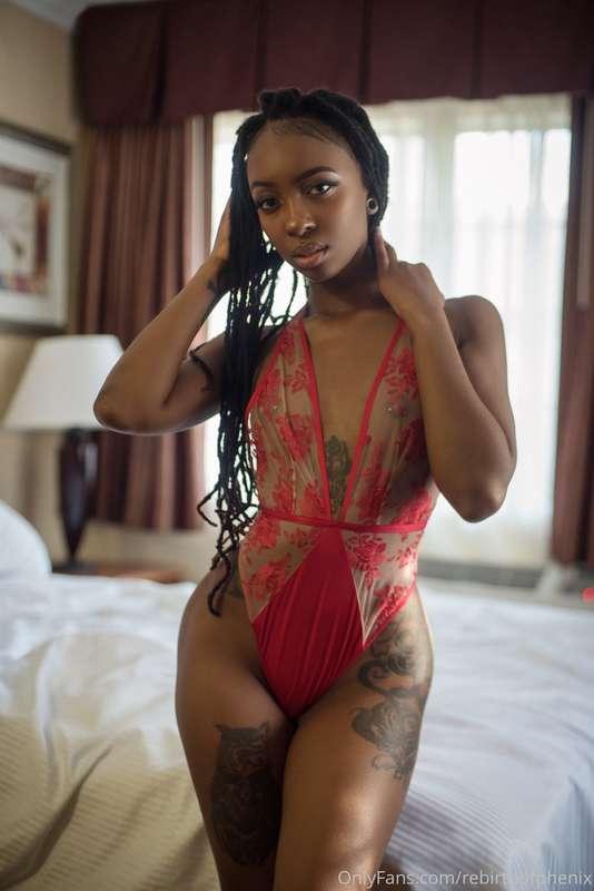 SWIPE for the boooooooty!

✨ $380 more until I reach my mont..
