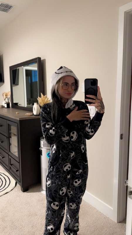 Sometimes i wonder what u would do without me lollll