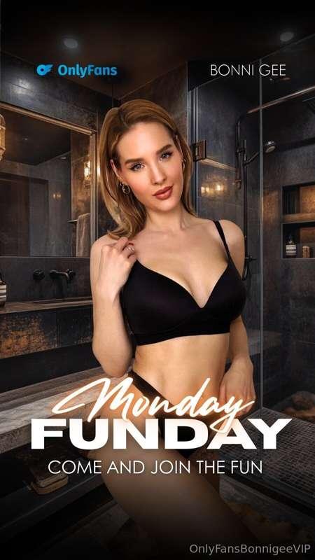 Monday Funday!😍DM me for a sexting session with me right now..