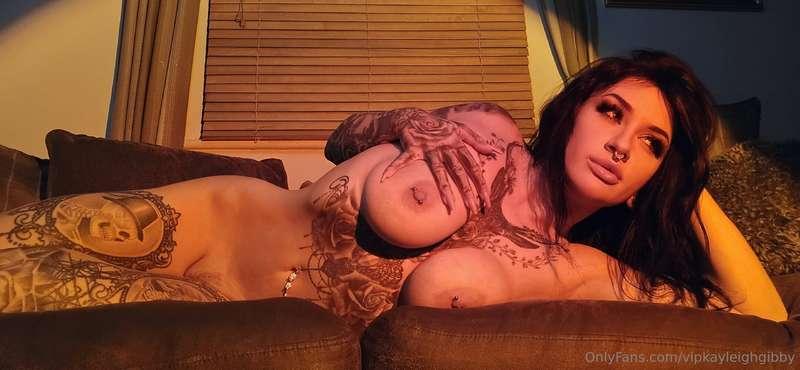 Netflix and chill? 😏