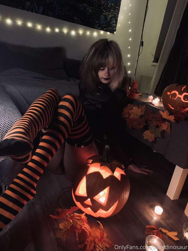 Happy Halloween! 😻🥰
Today you will be able to see the most p..