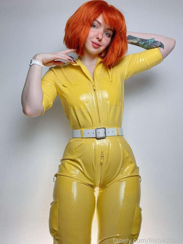 did you miss my latex April O’Neil cosplay? 🔥

#latex #cosplay #latexcosplay #catsuit #latexcatsuit 