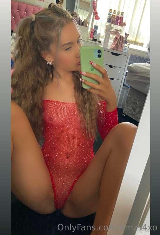 1or 2?❤️😋😏