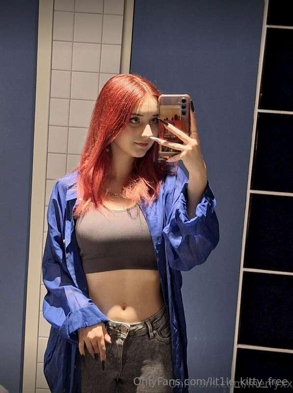 🔥 @merryxx IS WET RIGHT NOW💦💦💦🤤 She loves getting her juicy ..
