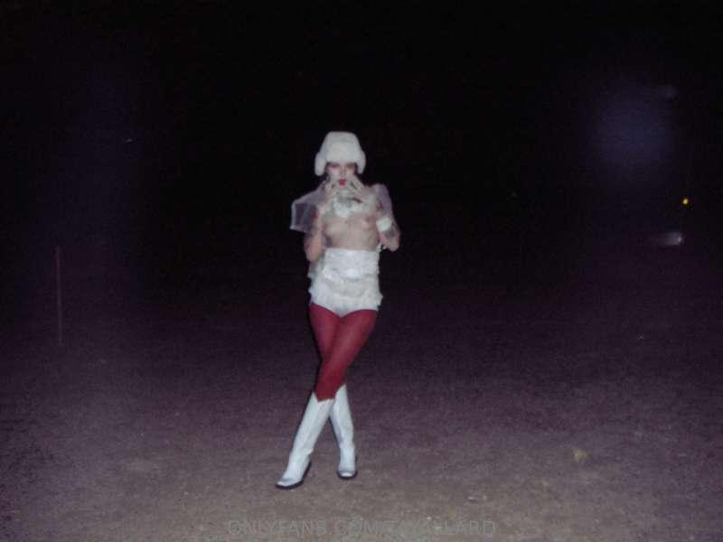 Would you want to come to the desert with me? ;)