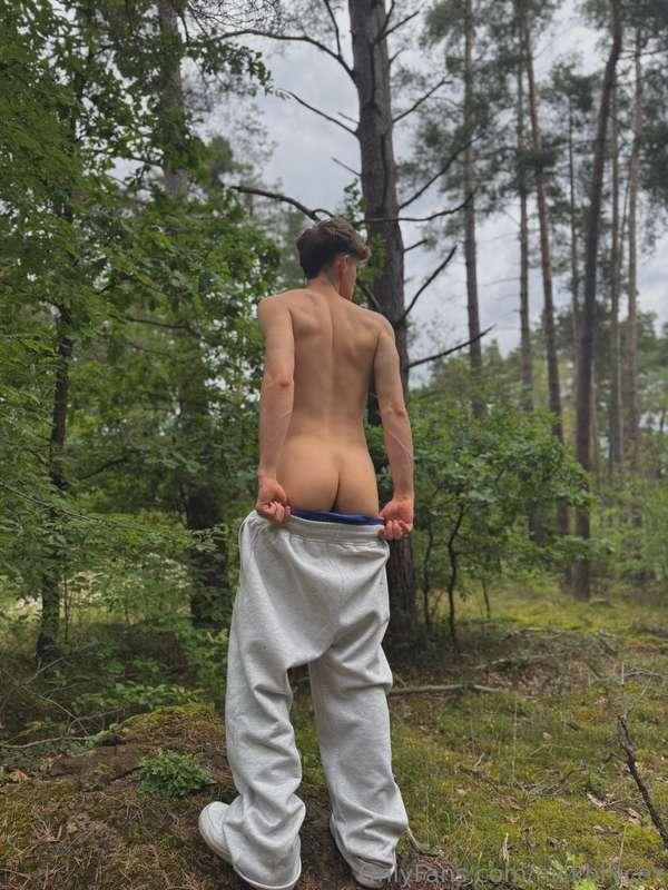 Do you like my sweet ass🥵