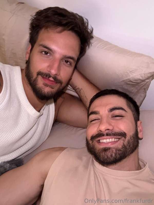 Brazilian cuddle buddy @samuelhodecker 🇧🇷