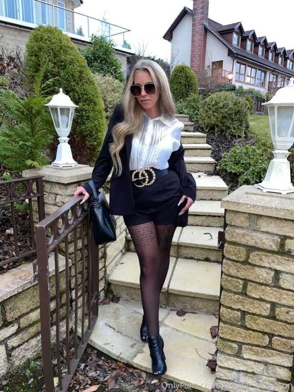What do you prefer?? Blonde - brunette or black?