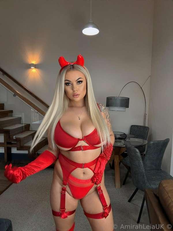 Todays theme is: Naughty Devil!!