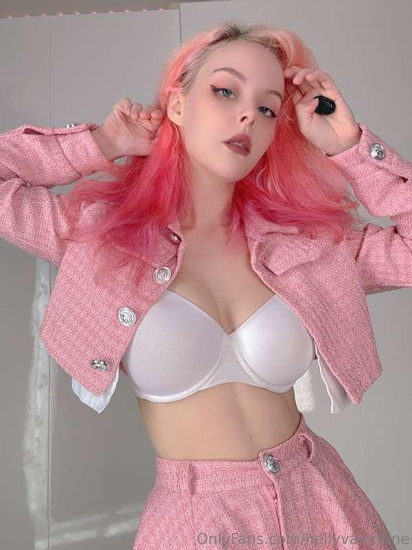 hellyvalentine image #13