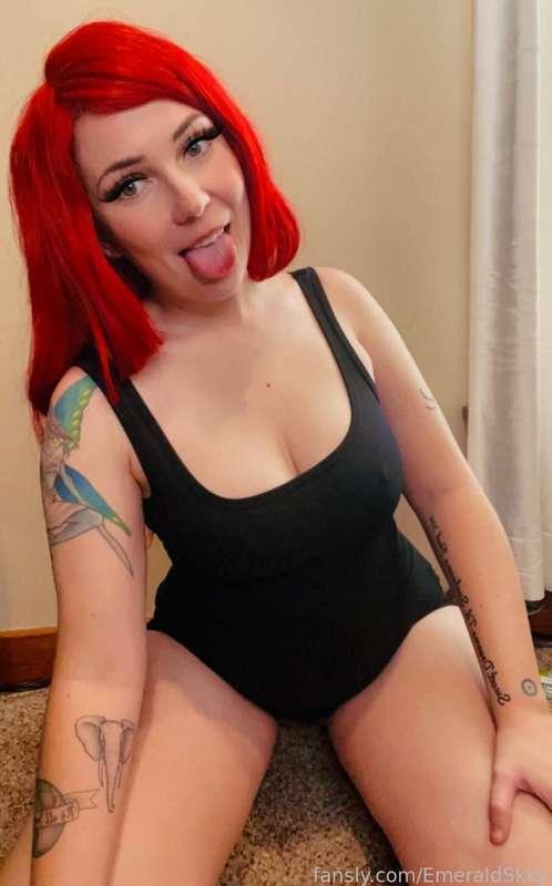 Cum slip my panties to the side and pound me from behind baby!!🍆🔥🔥🔥


#fyp #redhead #natural #thick #bigass