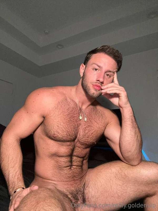 reilly.goldenvip main image