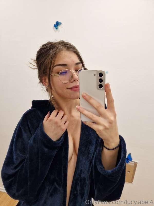 Every tips gets a hot surprise in the DM!🫦🔞