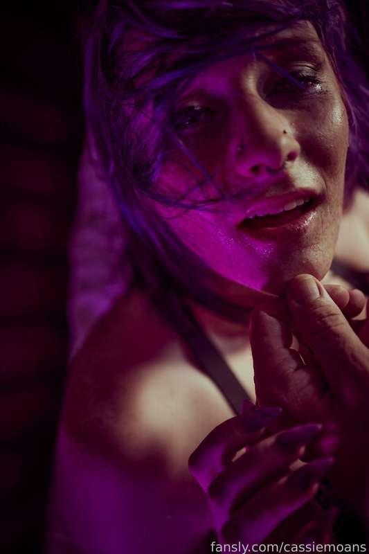 cassiemoans image #4