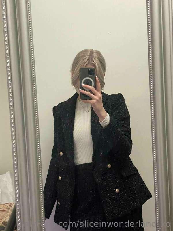 Added a bit of rigor to my image today👩‍💼