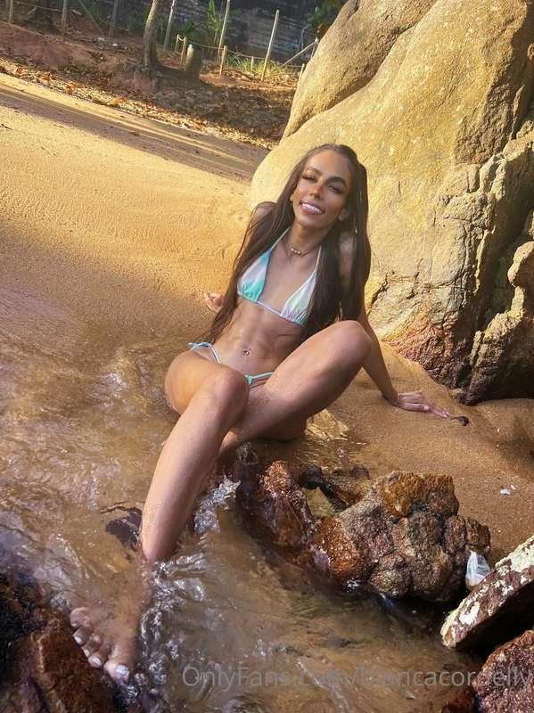 🌊
