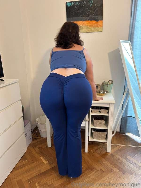 good night? or… should we make it a naughty night?🍑😘