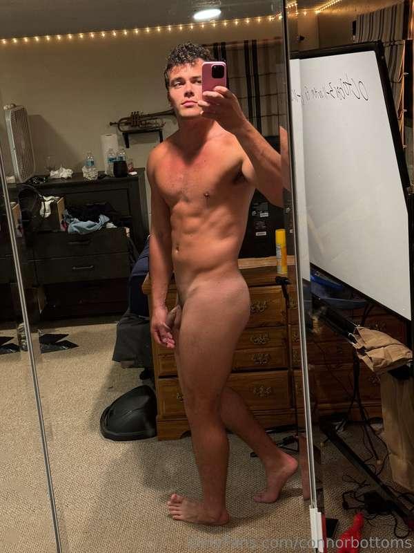 connorbottoms image #1