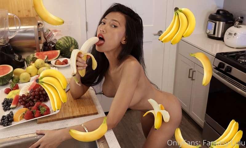 🍌BANANA BJ FANTASY🍌
Want to see me suck and lick this banana..