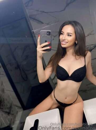 🔥SHE WANTS TO MAKE YOU CUM🔥💦💦💦

My friend  @reginafoxi reall..