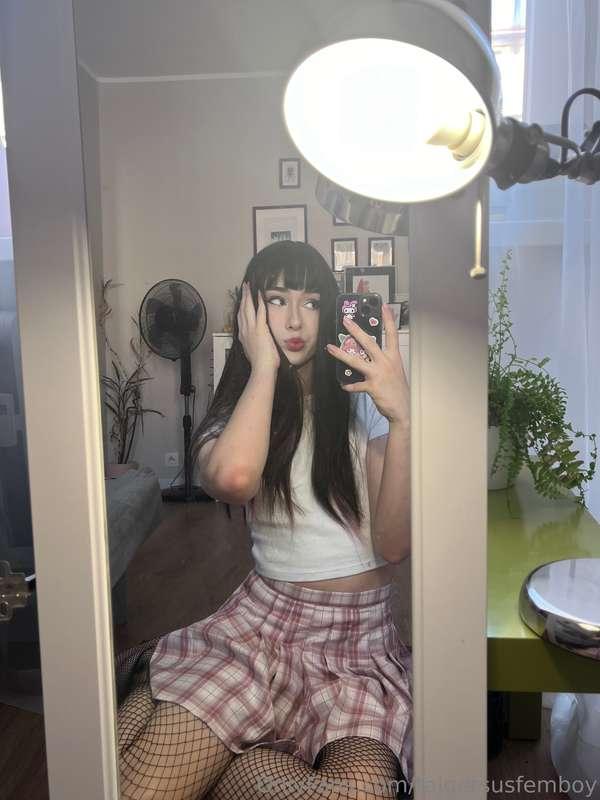 :33