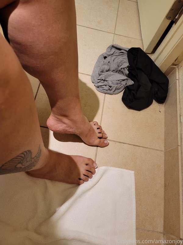 Fresh pedicure post LA!


Traveling there today! HMU