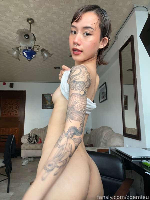 zoemieu image #5