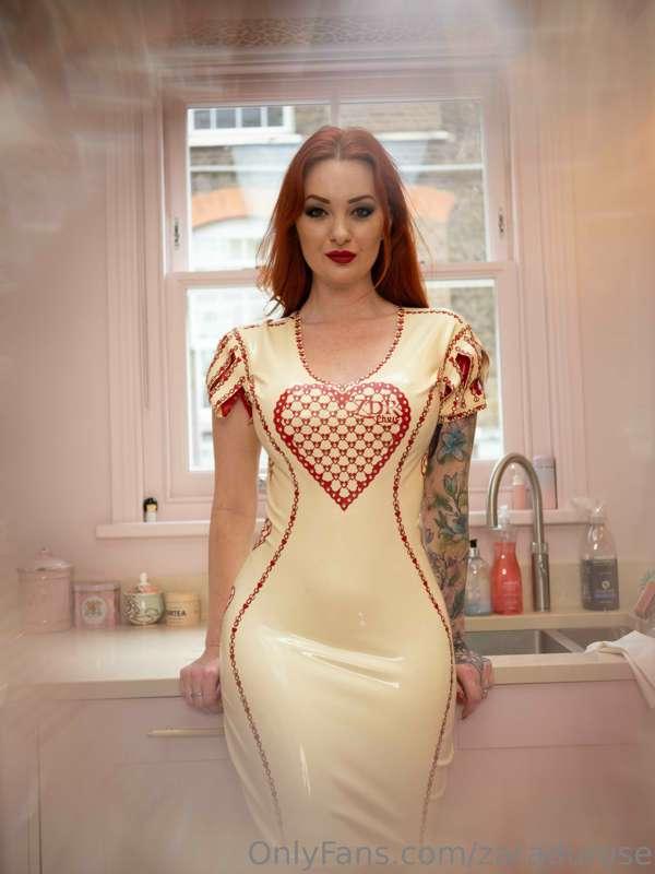 Will you be my valentine...?! I absolutely LOVE this latex d..