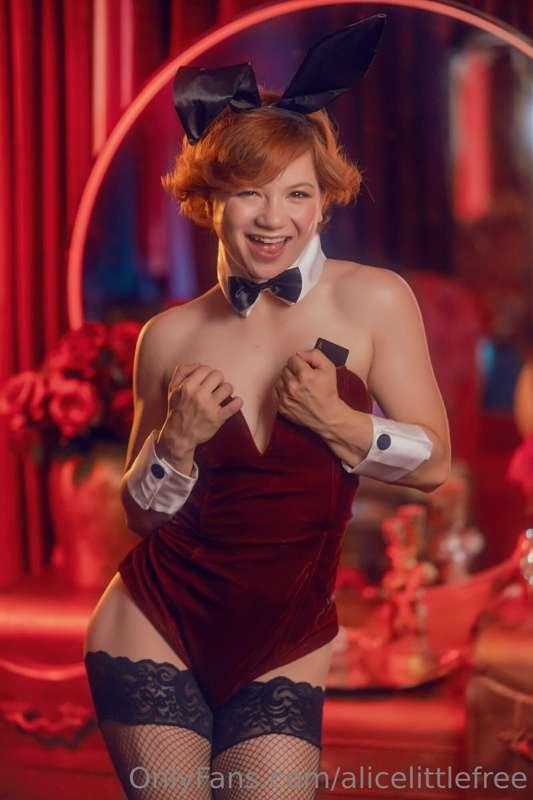 **Happy Halloween**
***Content Bundle***
**🎥3 sexy videos📸30..